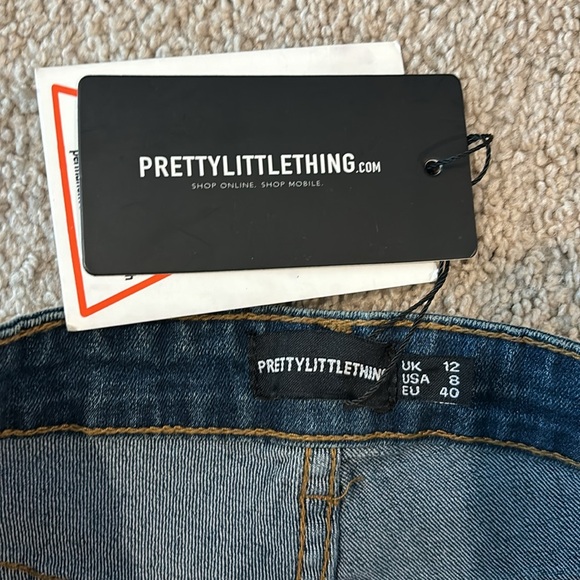 NWT Pretty Little Things Shape Vintage Skinny Flare Stretch jeans Size 8 Cotton - Picture 10 of 13